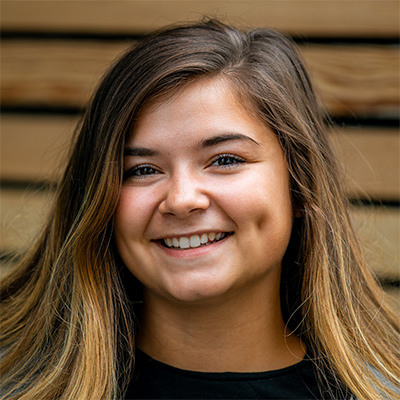 Abby Deaton, '19, UW Tacoma alumna, environmental studies