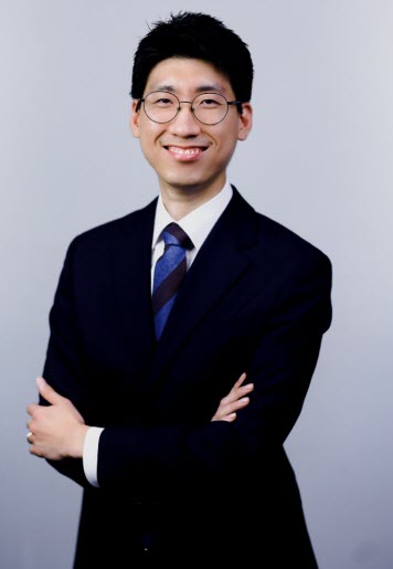 S. Joseph Shin - Assistant Professor - Milgard School of Business