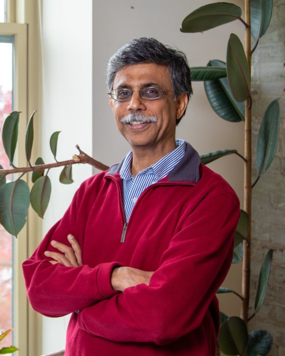 Headshot of Raj Katti