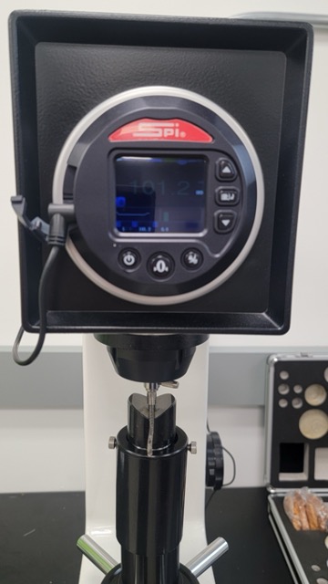 Rockwell hardness tester display