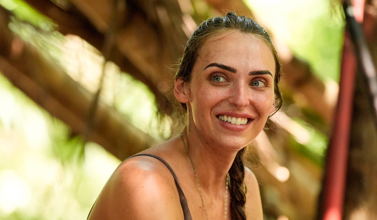 Sage Ahrens-Nichols on the beach in Survivor 49