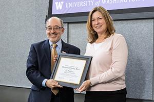 Photo of UW Tacoma Professor Jill Purdy with Executive Vice Chancellor Andy Harris